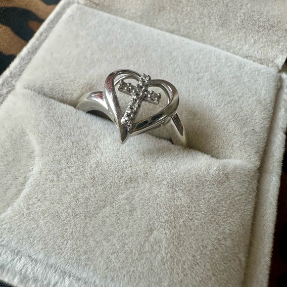 Jewelry - 10k White Gold Heart With Diamonds Cross Ring
